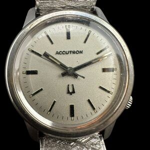 Rare Collector’s Bulova Accutron. A+ condition. Tuning fork,  smooth sweep